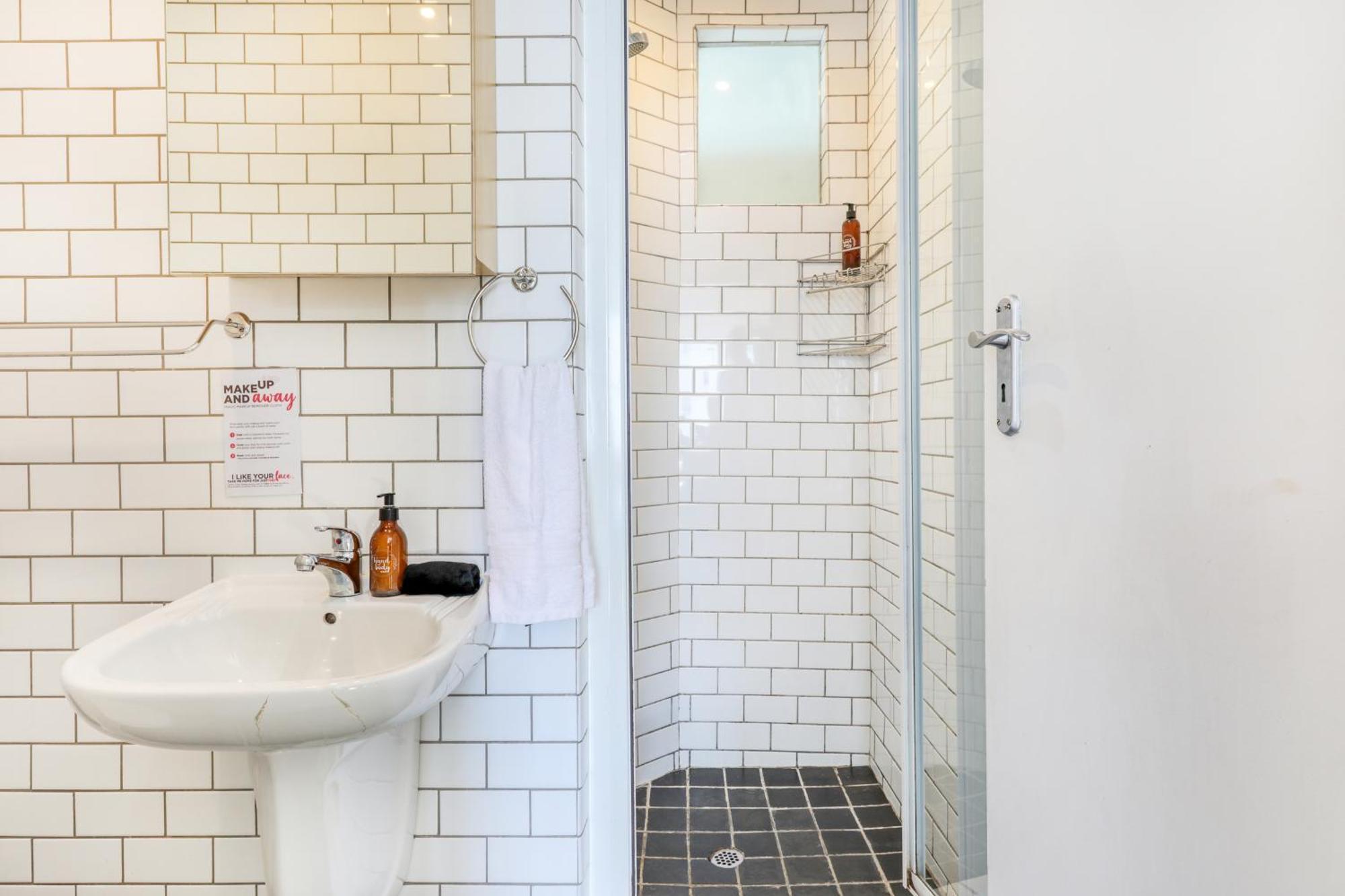 Backup-Powered Bantry Bay View 2 Bed Apartment Cidade Do Cabo Exterior foto