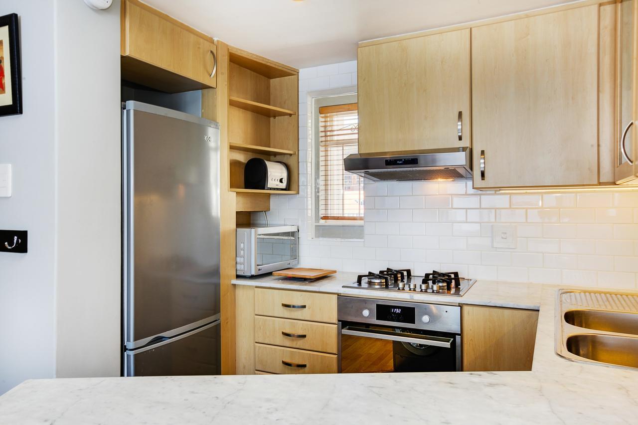 Backup-Powered Bantry Bay View 2 Bed Apartment Cidade Do Cabo Exterior foto