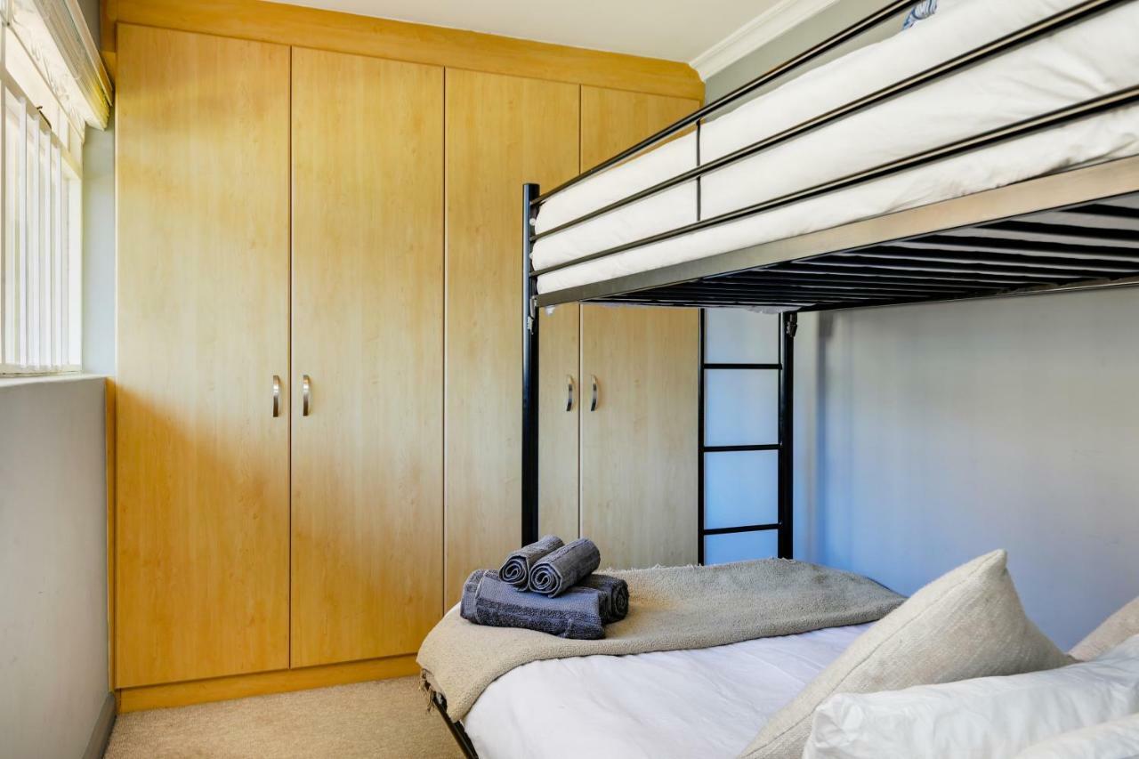 Backup-Powered Bantry Bay View 2 Bed Apartment Cidade Do Cabo Exterior foto